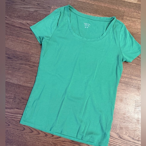 Merona Tops - Merona Green Short Sleeve Women's Tee